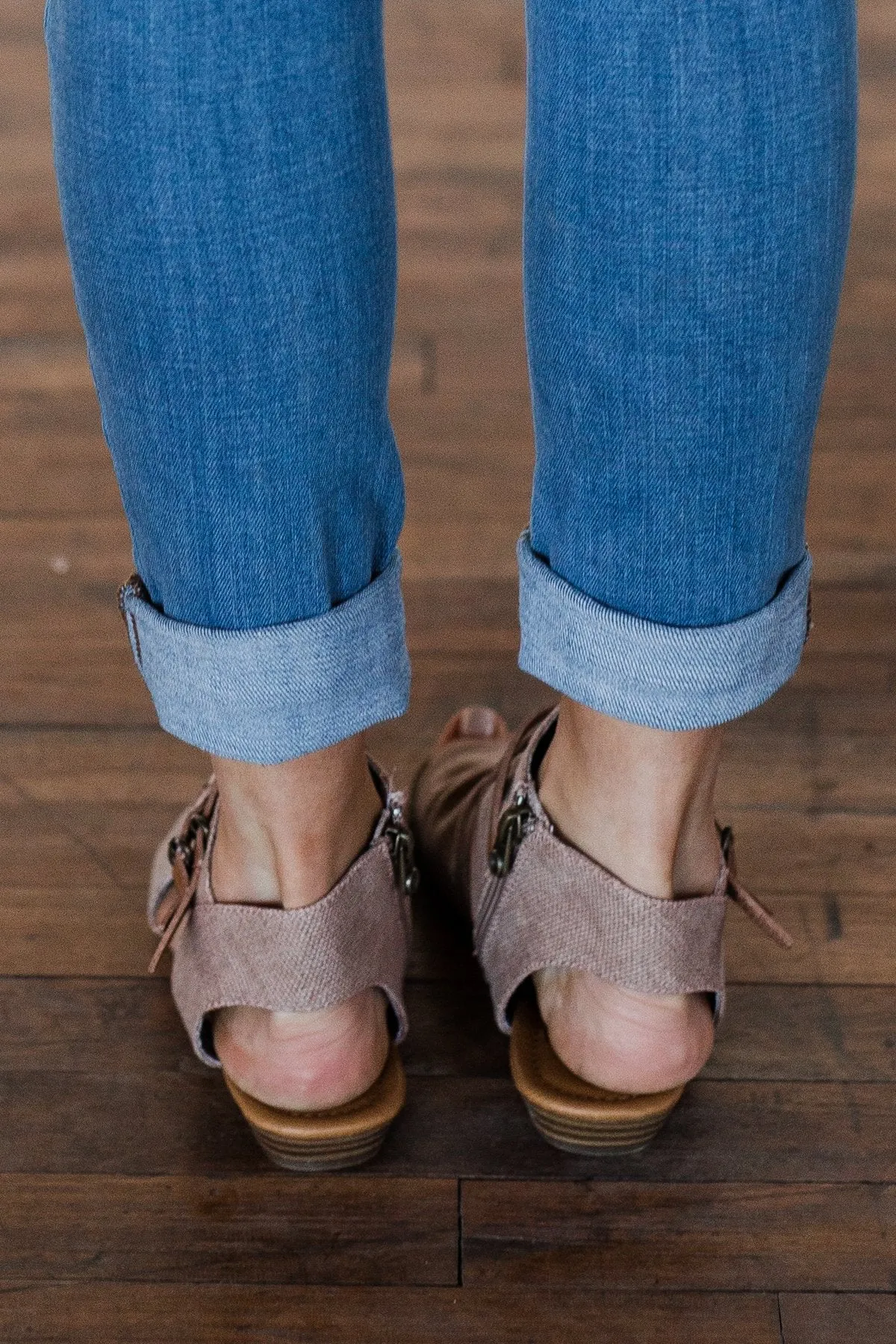 Blowfish Blumoon Sandals- Desert Rose
