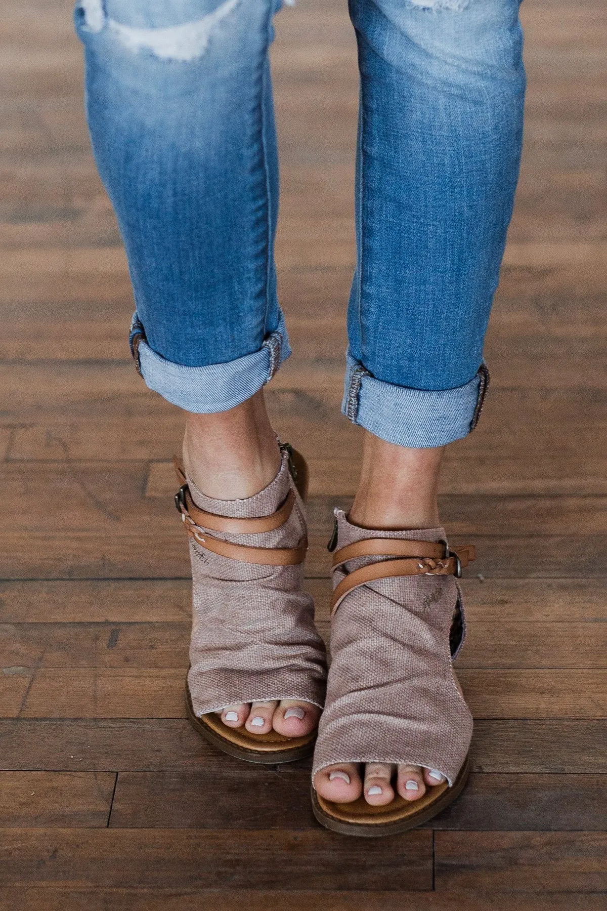 Blowfish Blumoon Sandals- Desert Rose