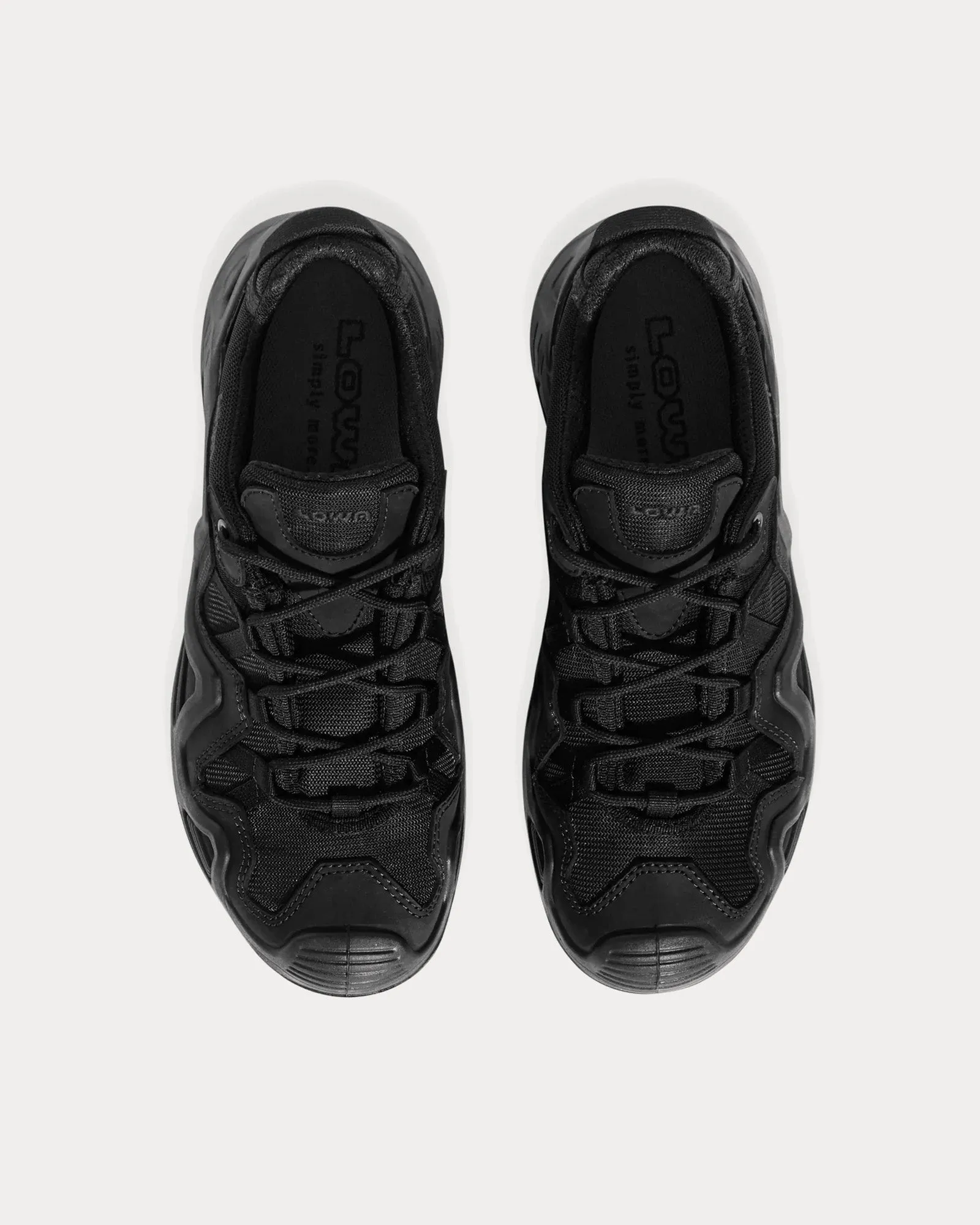 Zephyr GTX Lo Deep Black Low Top Sneakers