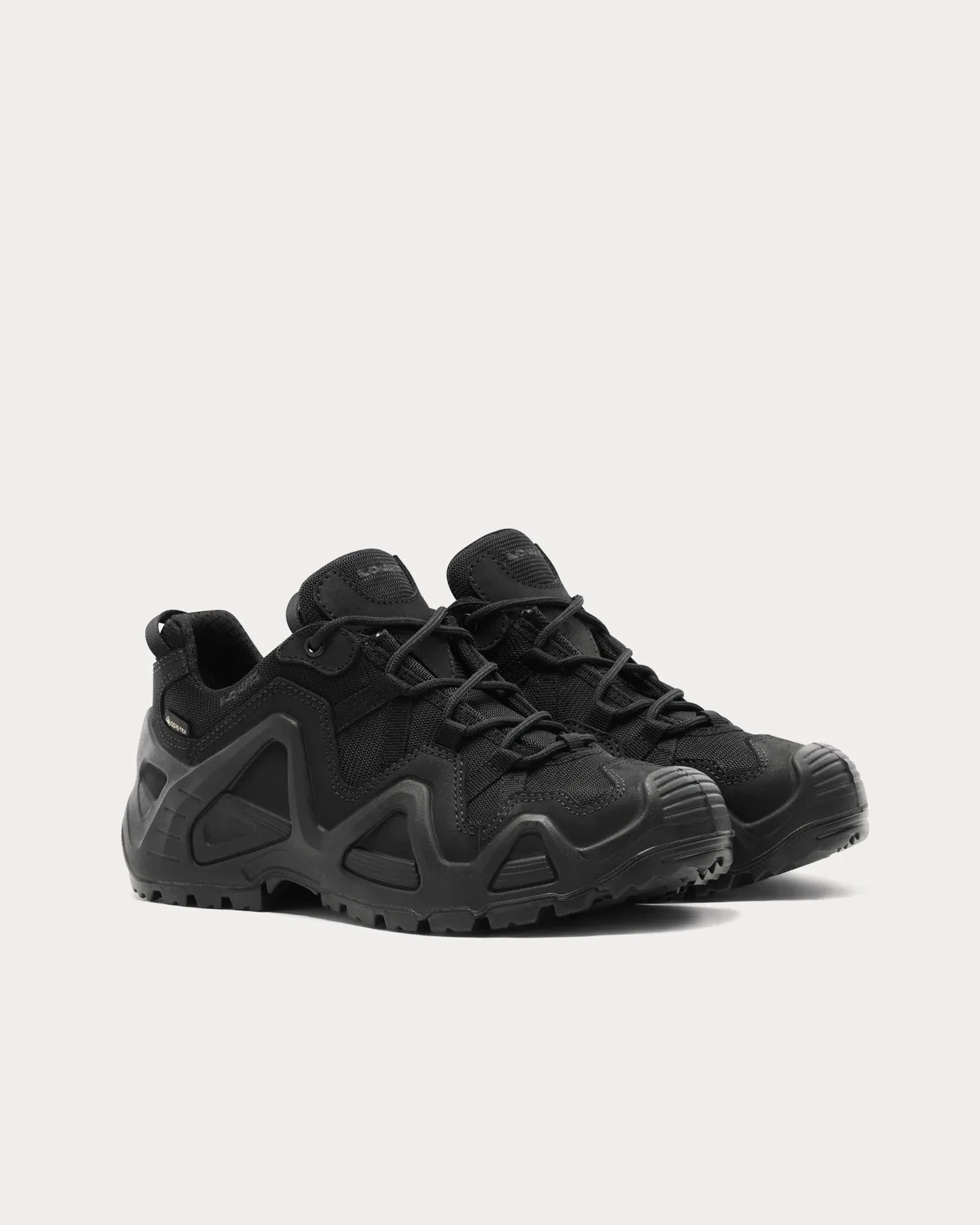 Zephyr GTX Lo Deep Black Low Top Sneakers